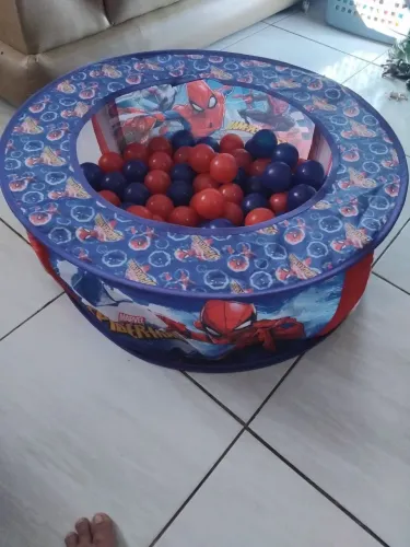 Piscina de bolinhas homem aranha 