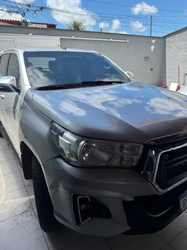Toyota Hilux CD SRV 4X4 2.8 TDI Diesel Aut. 2018