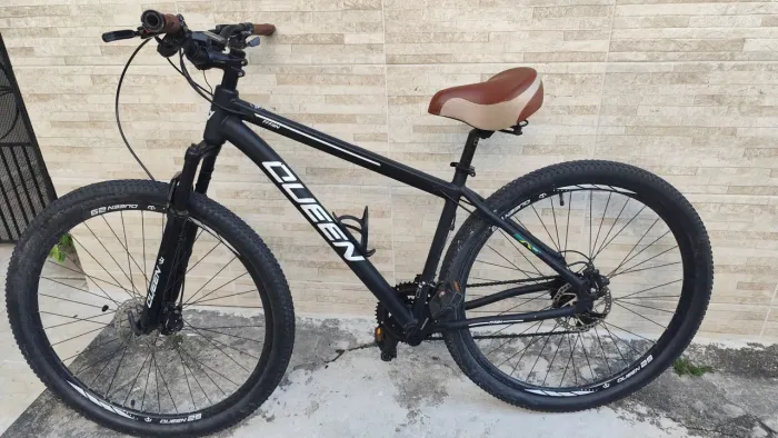 Bicicleta Queen Titan Aro 29 Quadro 17.5 - Shimano, 1 Ano de Uso (Com Nota Fiscal)