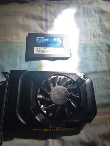 Vendo SSD 480 GB e placa de vídeo Nvidia Gforce GTX 1050 ti 4g aceito oferta 