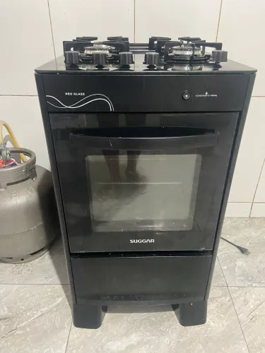 Vendo fogão semi novo
