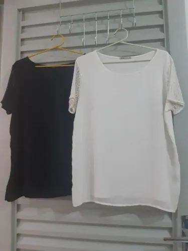 blusas em viscose tam. P Marisa kit 2 peças