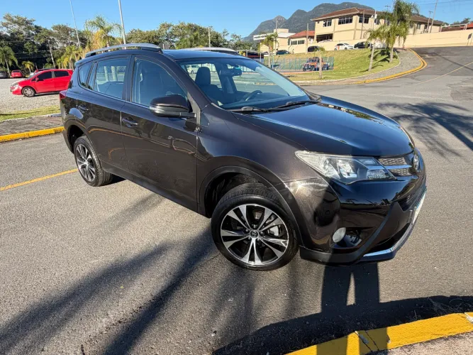 Toyota RAV4 2.5 4X4 16V Aut. 2014