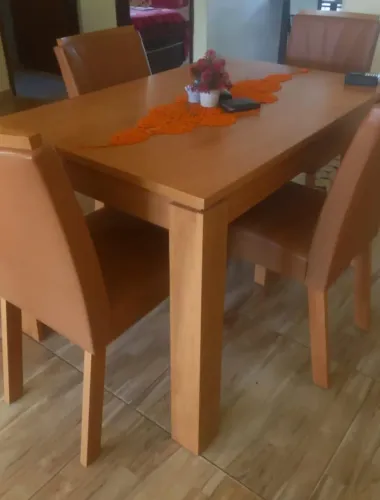 Mesa 6 meses de uso