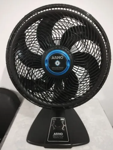 Ventilador Arno com Repelente líquido integrado