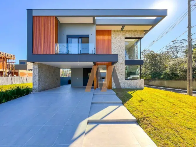 Casa com 3 dormitórios à venda, 242 m² por R$ 2.290.000,00 - Condomínio City Park Residenc