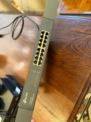 TP-Link TL-SG1016D - Switch Gigabit de 16 portas