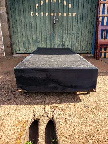 Vendo base box de solteiro