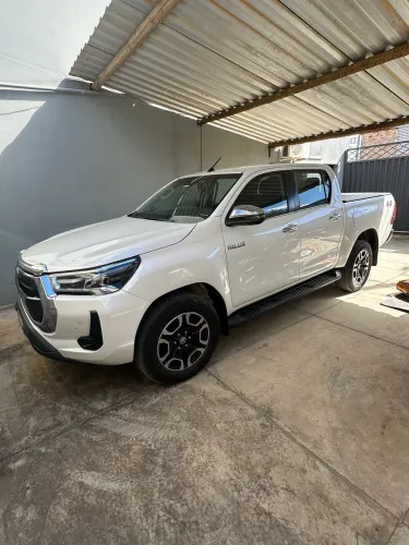 Toyota Hilux CD SRX 4X4 2.8 TDI 16V Diesel Aut. 2022
