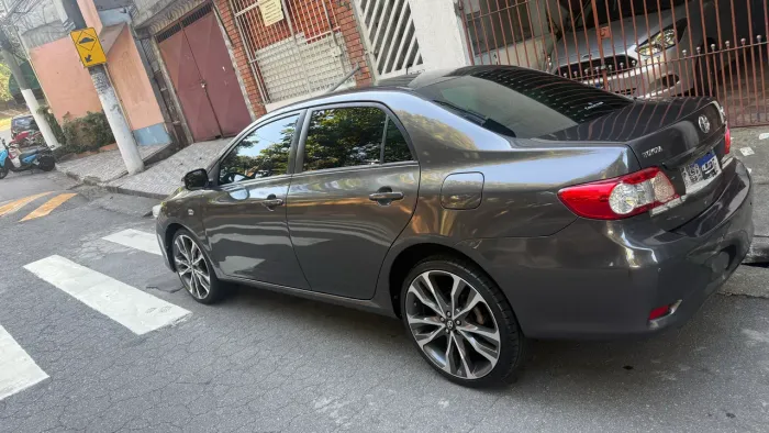Toyota Corolla XEI 2.0 Flex 16V Aut. 2013