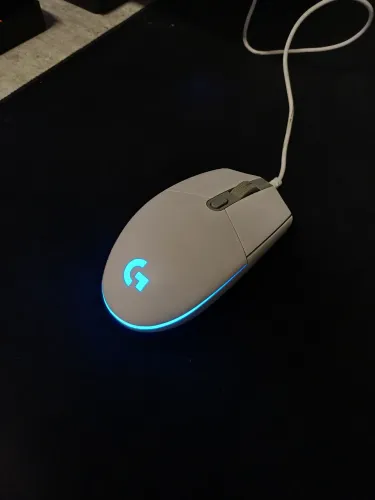 Mouse Logitech G203 branco RGB