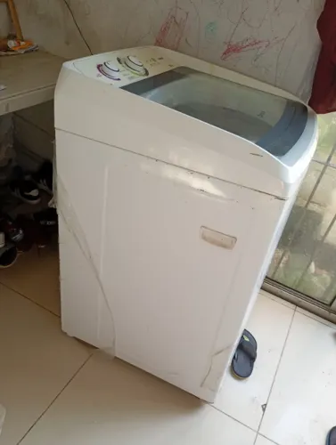 MÁQUINA DE LAVAR ROUPAS CONSUL COM APENAS UM DEFEITO NÃO ESTÁ COLOCANDO A ÁGUA PRA FORA
