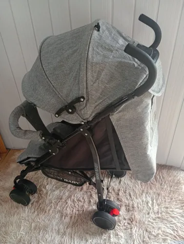 Carrinho de bebê passeio, aceito cartão