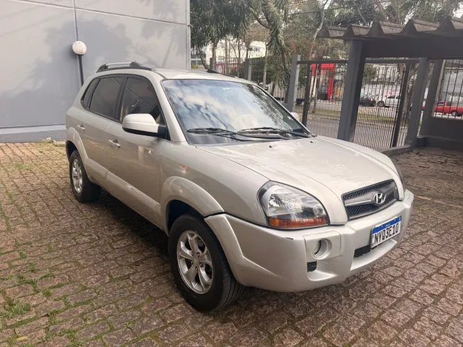 Hyundai Tucson 2.0 16V Aut. 2012