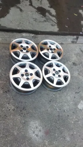 rodas originais do uno 1.6R MPI/Elba