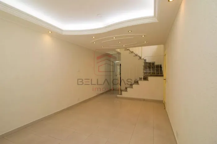 Sobrado à venda na Vila Prudente - 140m2 - 3 dormitórios - 1 suíte - 2 vagas fixas