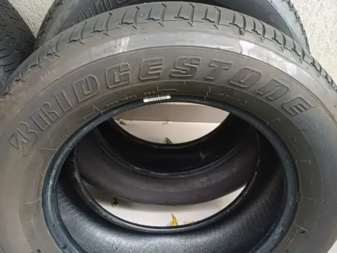 Pneus 255 60 r18