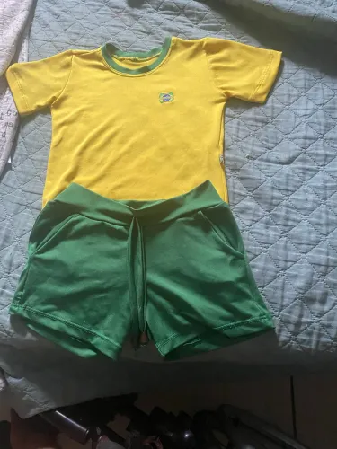 Camisa e short do Brasil infantil 