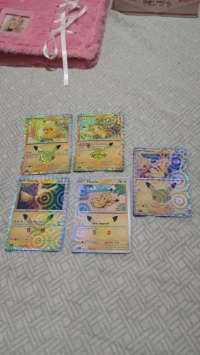 Carta Pokémon Pikachu especial NM unidade - celebração de 30 anos Pokémon