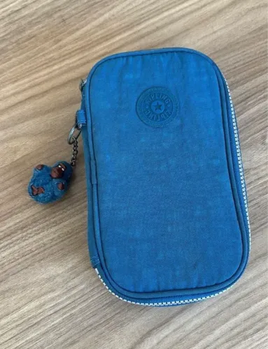 Estojo azul Kipling