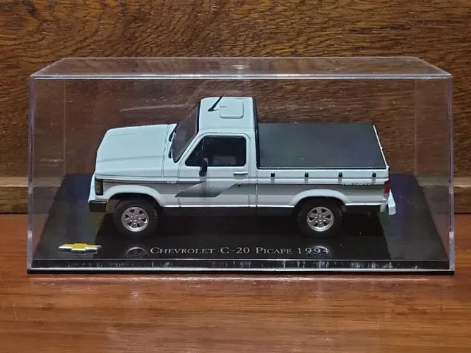 Chevrolet C-20 Picape 1994 - Coleção Chevrolet Collection - Carrinho Miniatura 1/43