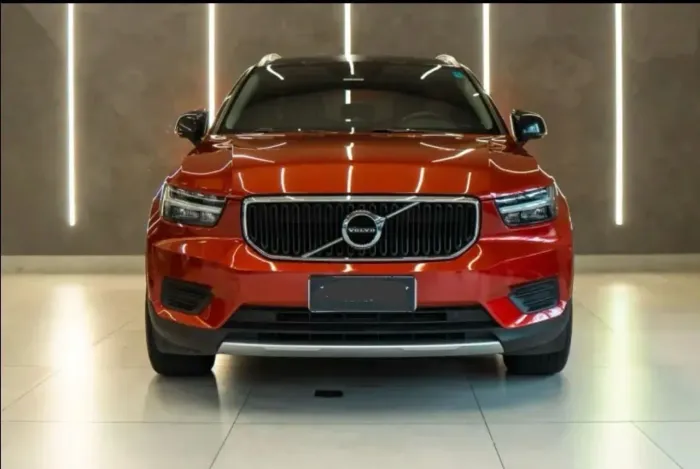 Volvo XC40 T-5 Momentum 2.0 252cv AWD 2019