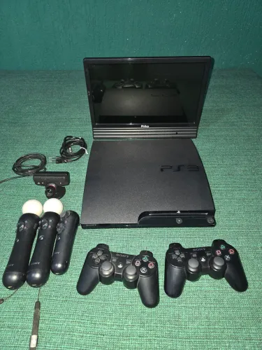 Ps3 completo com TV portátil 15".