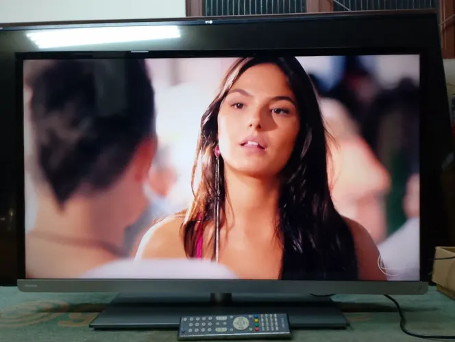 Vendo tv Toshiba digital de leds 40"