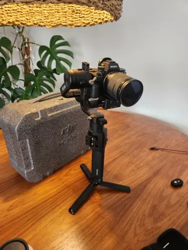 DJI Ronin-S + Acessórios SmallRig e Roda de Foco ? Excelente Estado