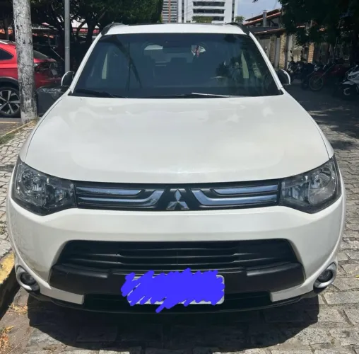 Mitsubishi Outlander 2.0 16V 160cv Aut. 2015