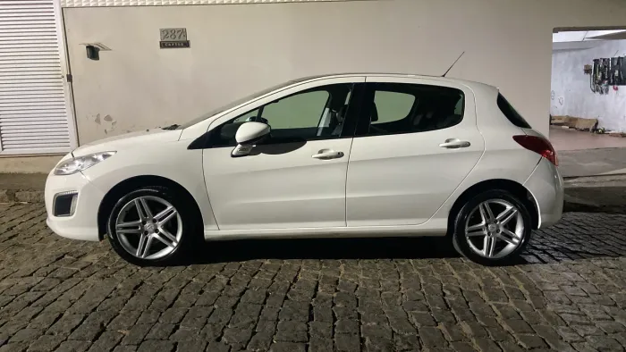 Peugeot 308 Feline 2.0 Flex 16V 5P Aut. 2013