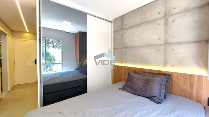 APARTAMENTO MOBILIADO PARA VENDA NO CENTRO DE CAMPINAS, TODO REPAGINADO