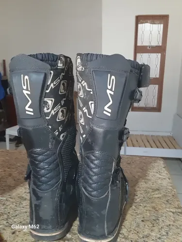 Bota de trilha IMS