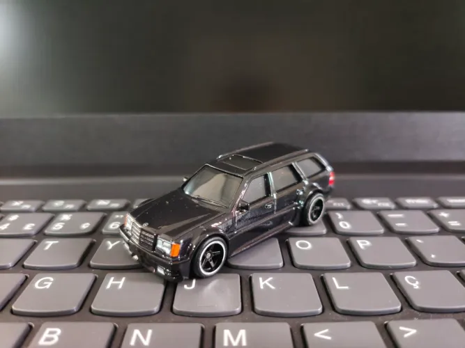 Hot Wheels Premium 