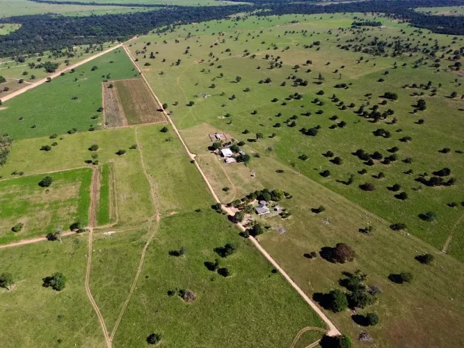 Fazenda no Capão Verde MT alto paraguai Mt