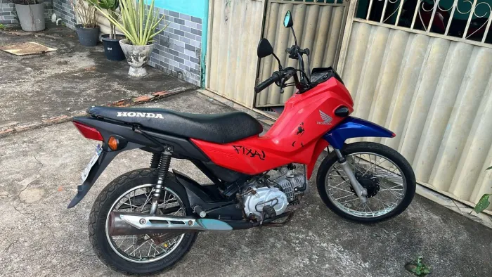 Vendo moto Pop 100 2017 vermelha