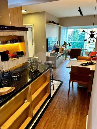 Apartamento à venda com 2 suítes no condomínio First Class, São Paulo - SP