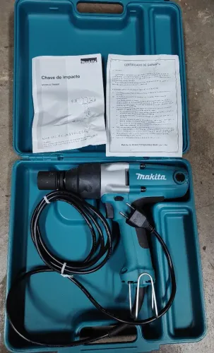 Kit contém um jogo de soquete sextavado completo gedore e uma chave de impacto Makita