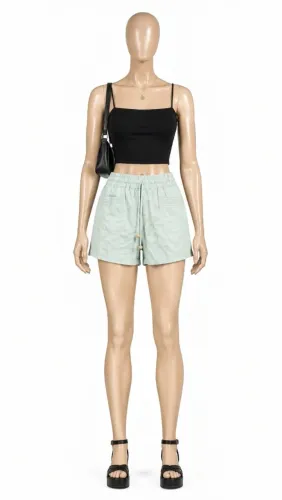 Short Dalila - Bolso nas costas também - tamanho 48 - última peça
