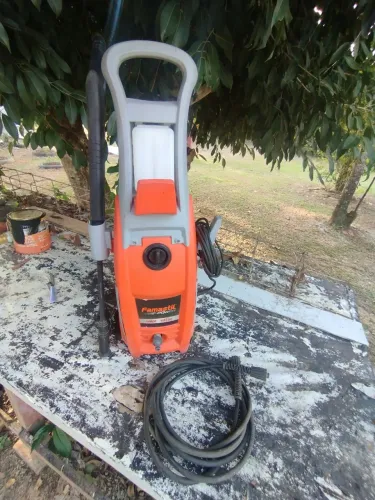 Lavadora alta pressão Famastil 