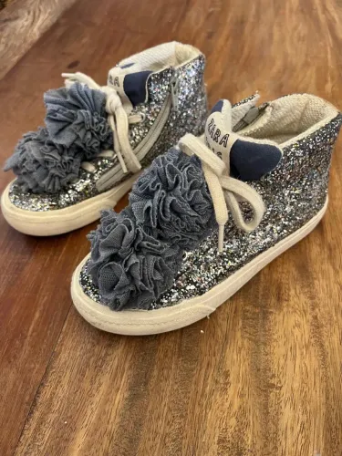 Tênis ZARA kids - tamanho 28