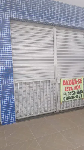 Aluga-se loja comercial