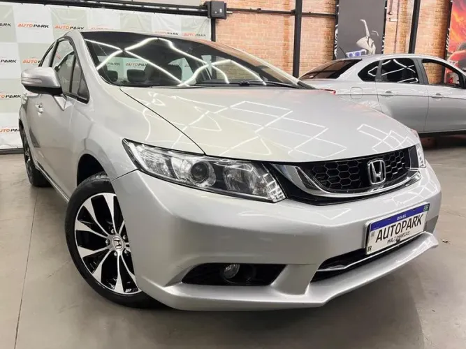 Honda Civic Sedan LXR 2.0 Flexone 16V Aut. 4P 2015