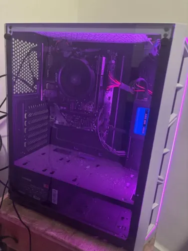 Ryzen 5 16gbram ssd 480 fonte 500w placa de vídeo integrada Radeon Vega wpp *03