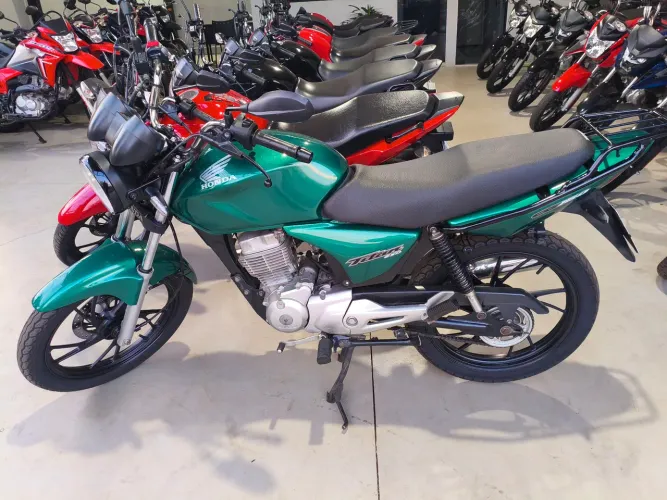 OPORTUNIDADE CG TITAN ESD 150 2005 EXTREMAMENTE NOVA!!!