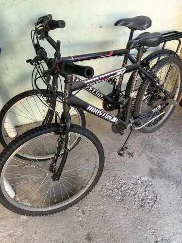 Bicicleta ? Aro 26 as duas por 350