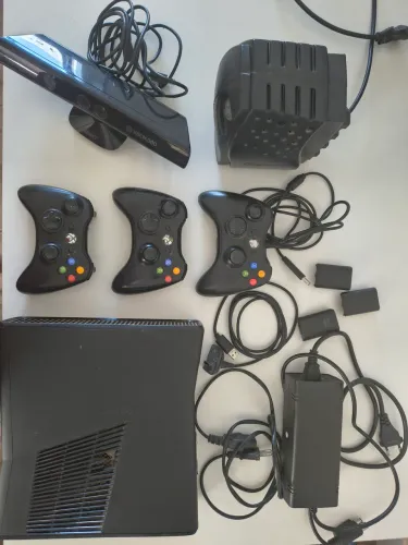 Xbox 360 *Para retirada de peças*