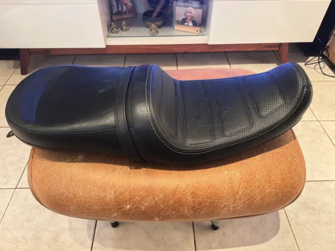 Banco confort Erê Bancos para Harley Davidson Sportster