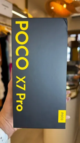 POCO X7 PRO 512/12 5G R$2.299,00 a vista (preto/verde) novo na caixa