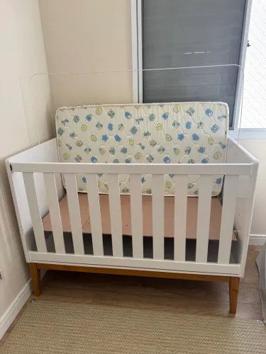 Berço mini cama Theo Square